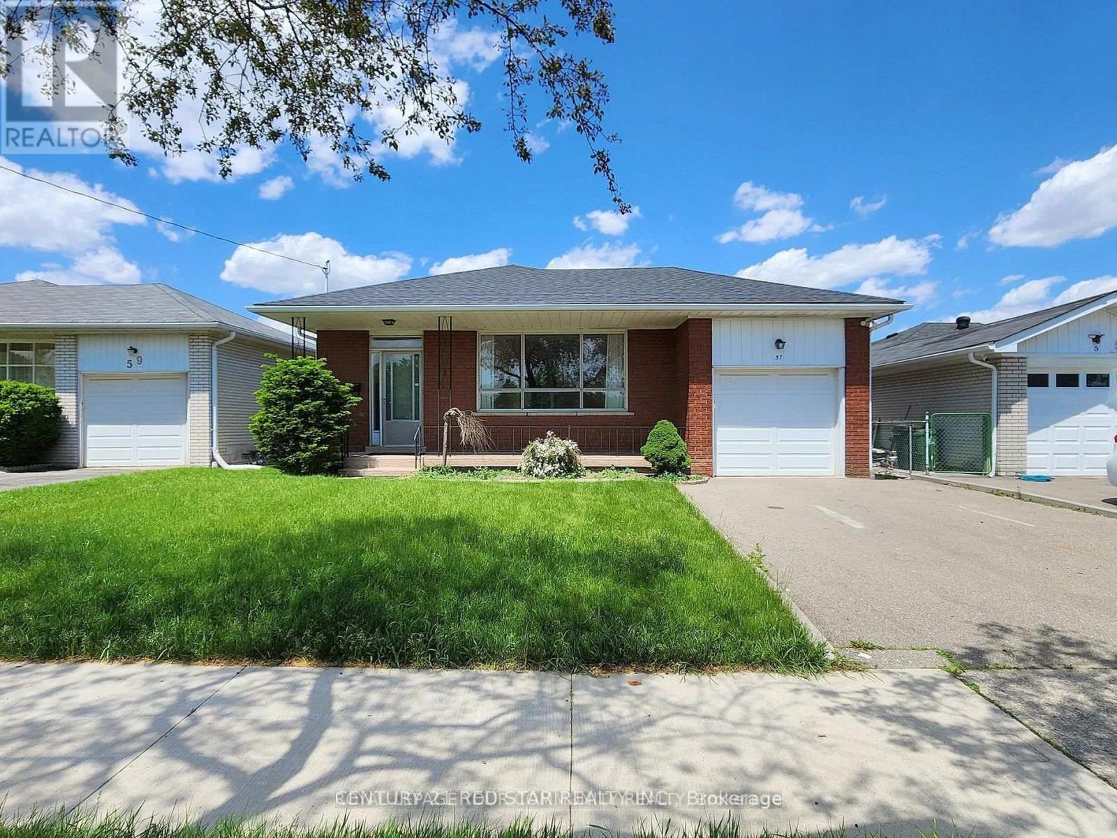 LOWER LEVEL - 57 NORFIELD CRESCENT