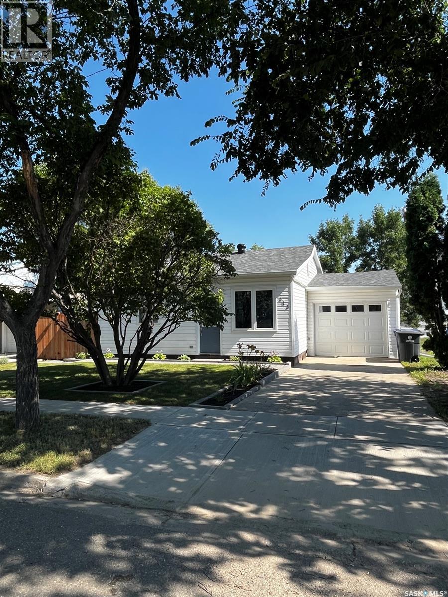 313 1st AVENUE W