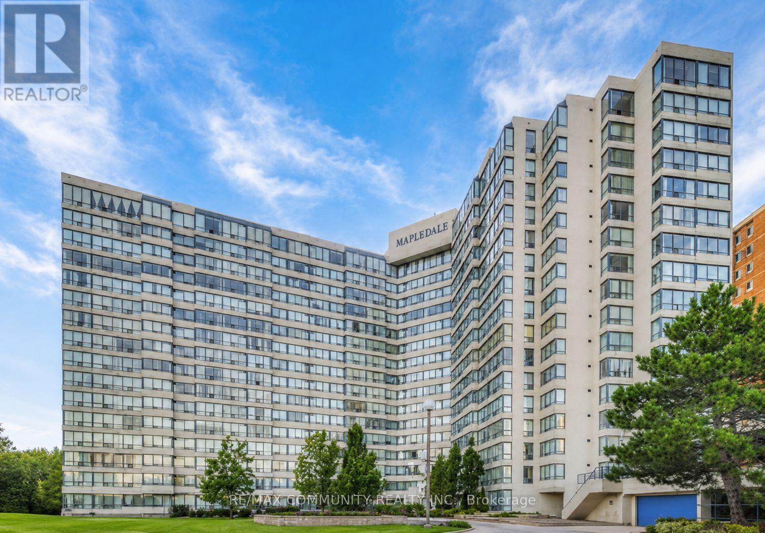 403 - 3050 ELLESMERE ROAD