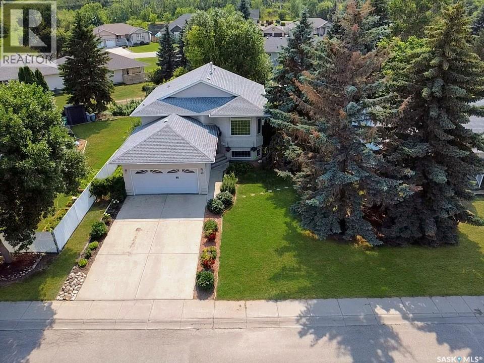 42 Willow CRESCENT