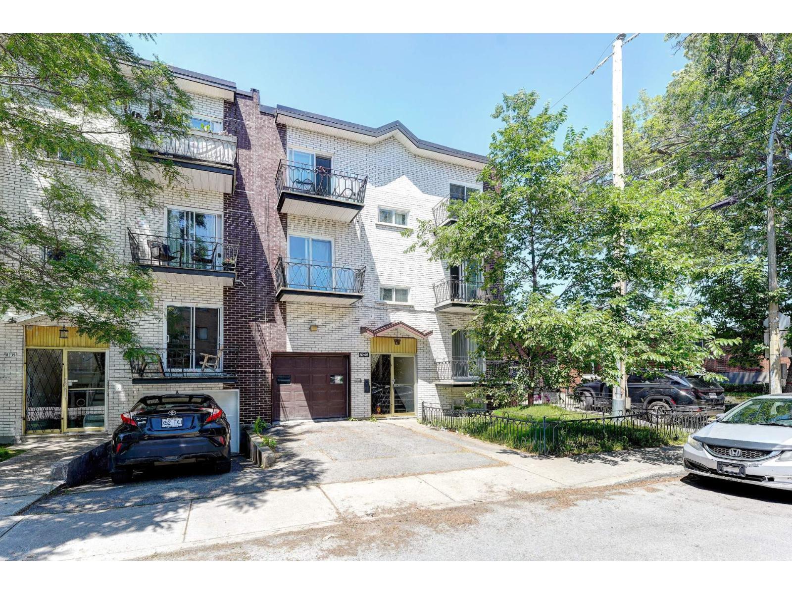 8245 Rue Rameau, Montréal