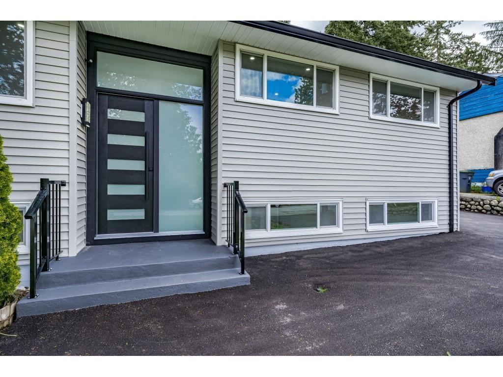 14927 Kew Drive: photo 3