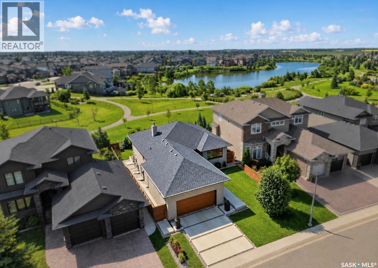 254 Whalley CRESCENT