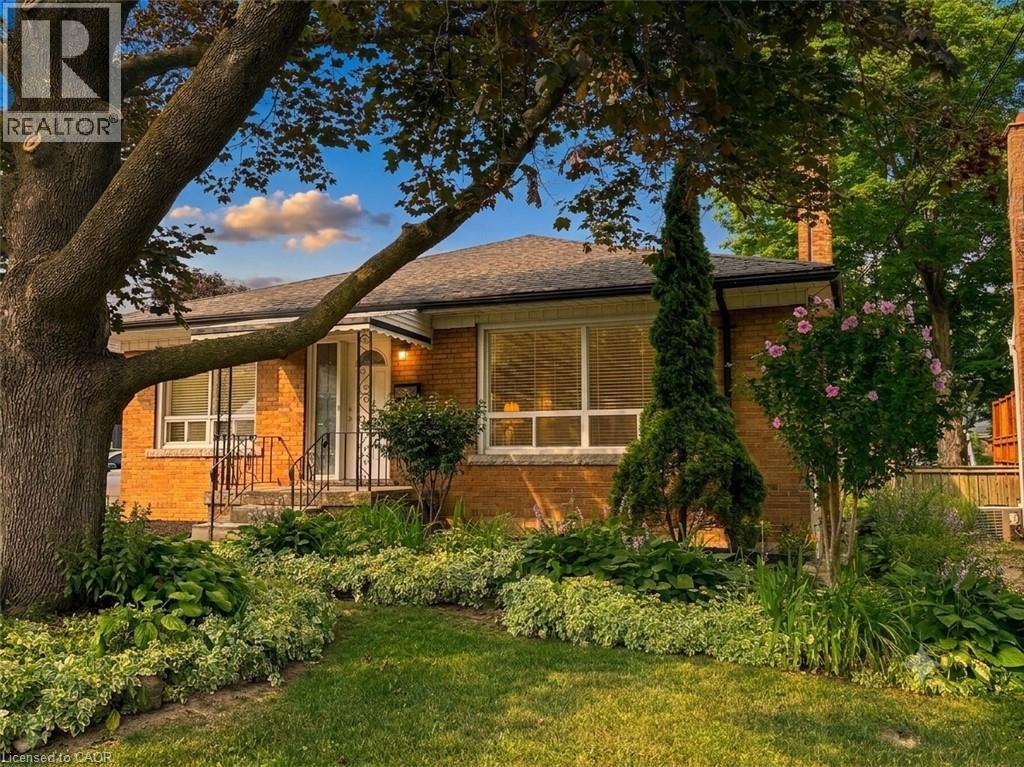 20 LLOYD MANOR Road