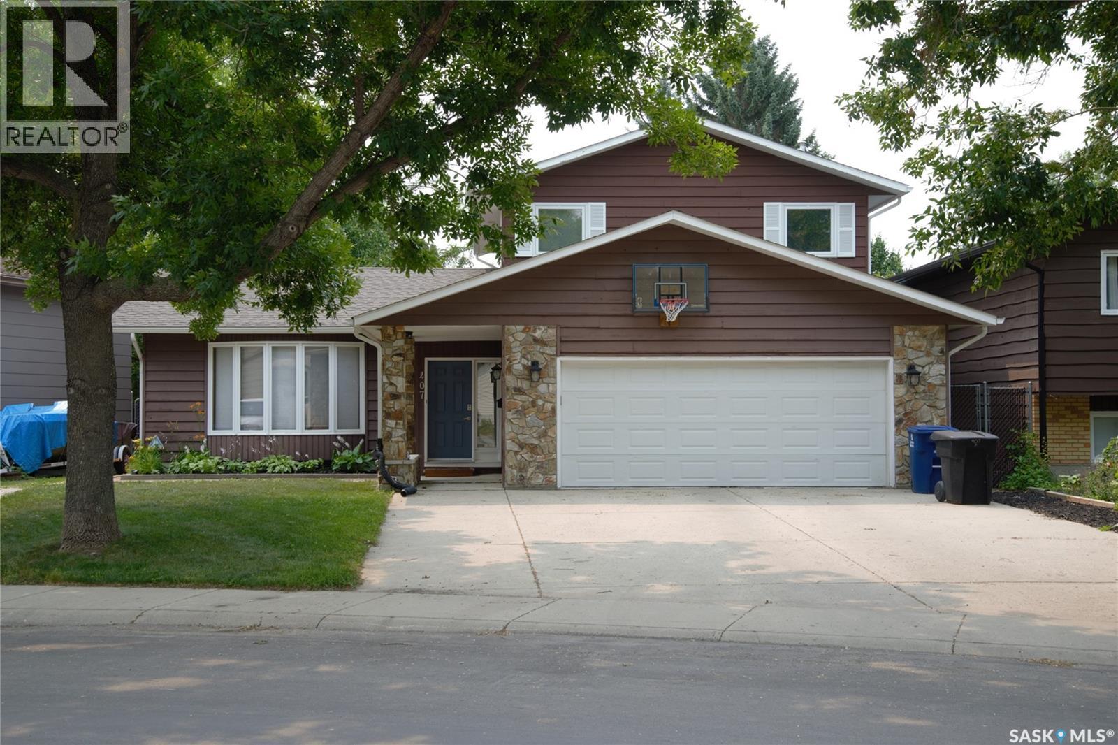 407 Chitek CRESCENT