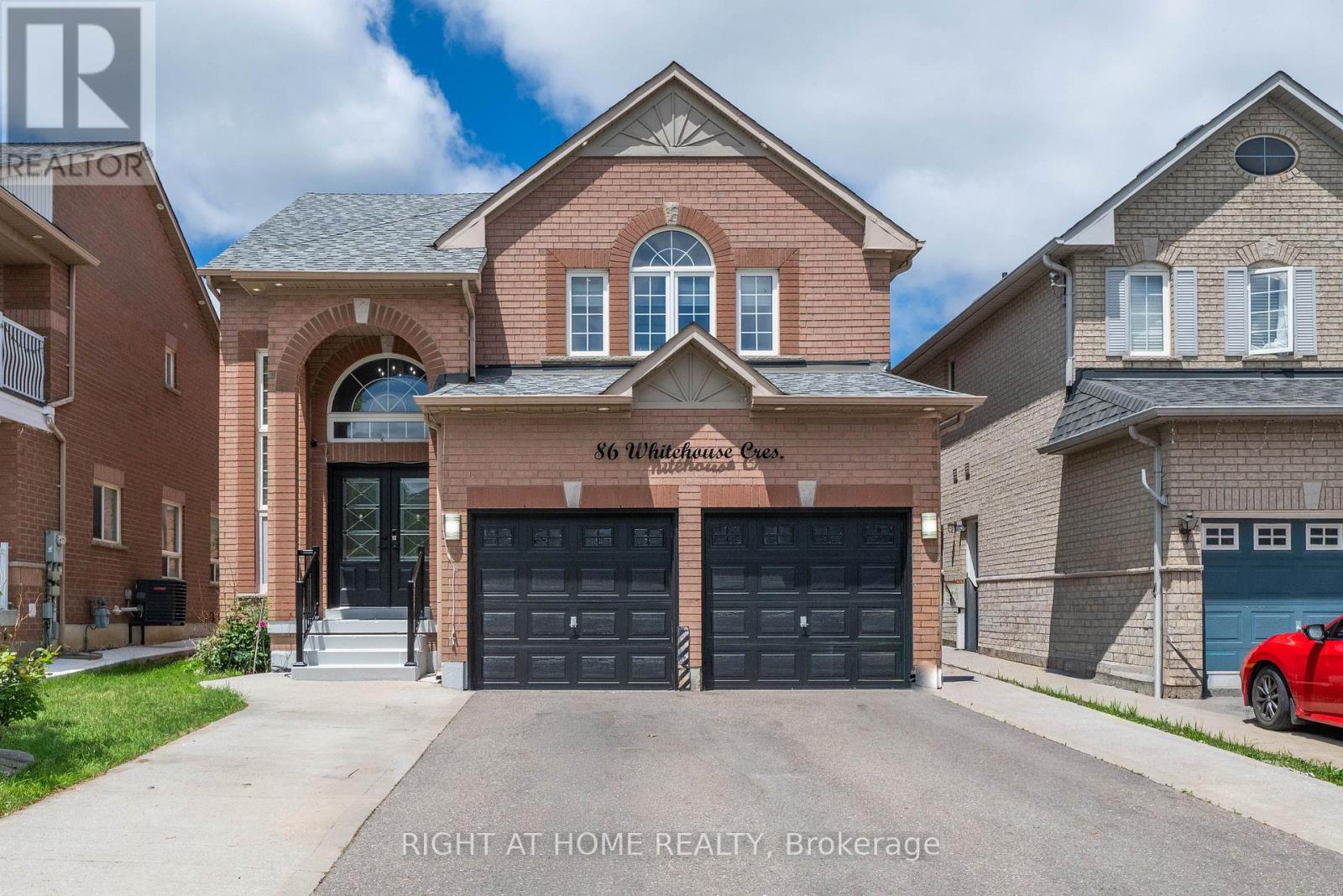 86 WHITEHOUSE CRESCENT