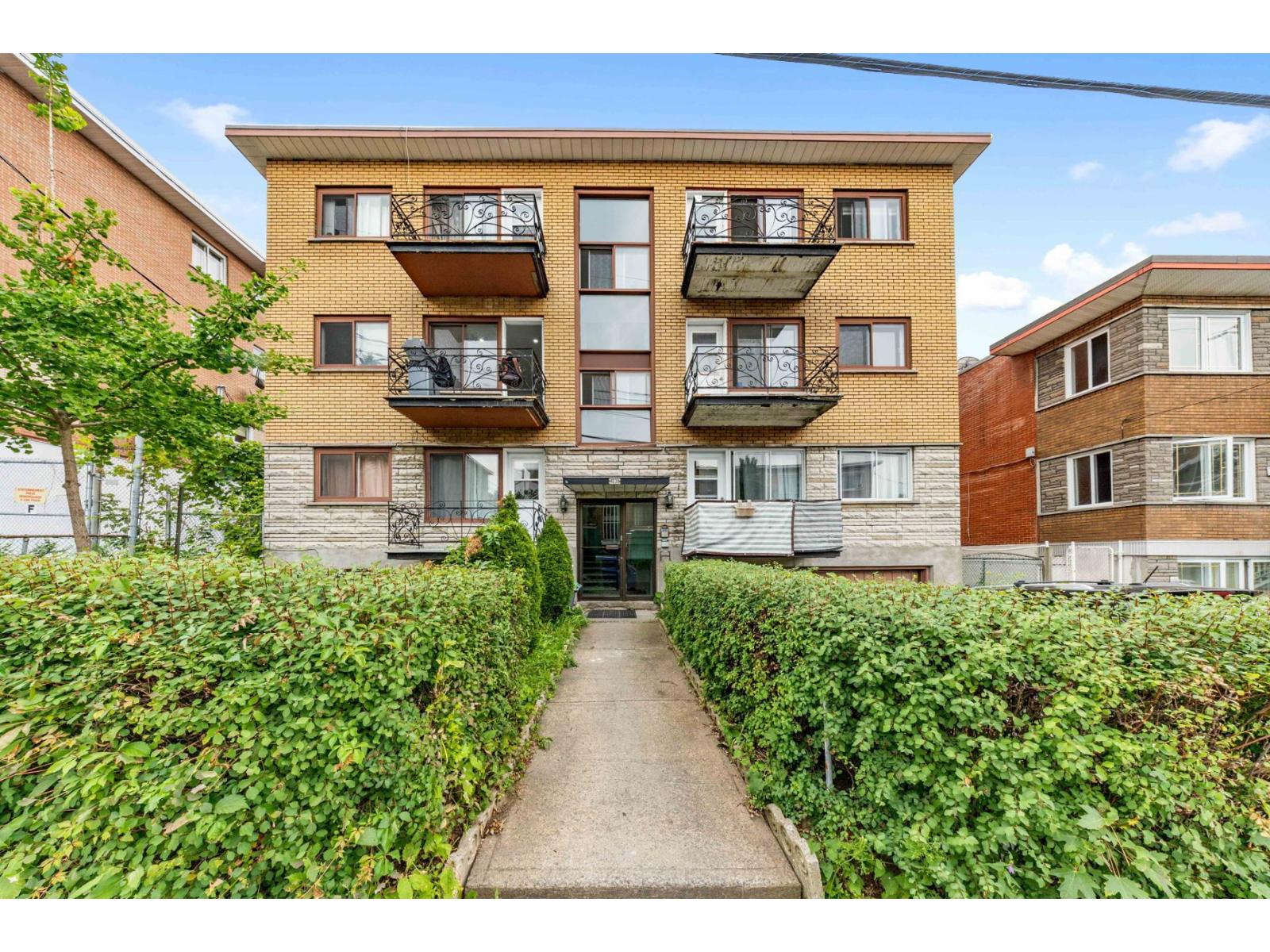 4038 Rue de Charleroi