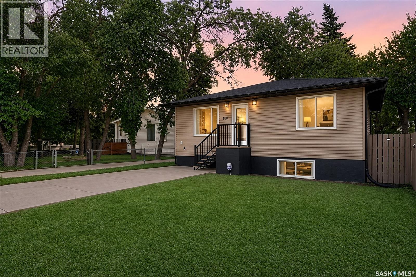1105 Hochelaga STREET W
