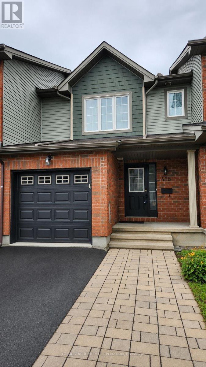 438 HARESFIELD COURT