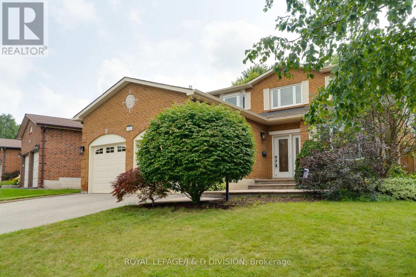 12 JASON CRESCENT