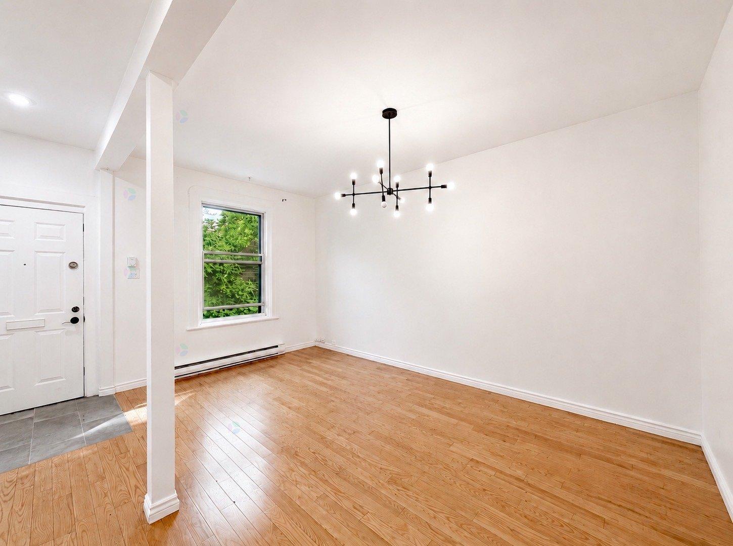 2161 Rue Hogan