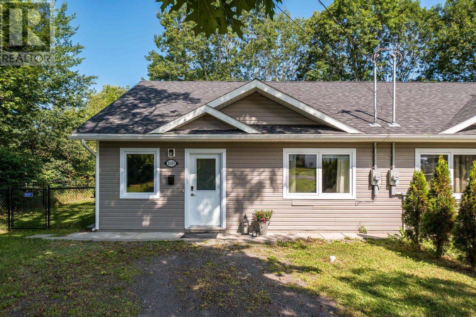 1055 Marie Crescent