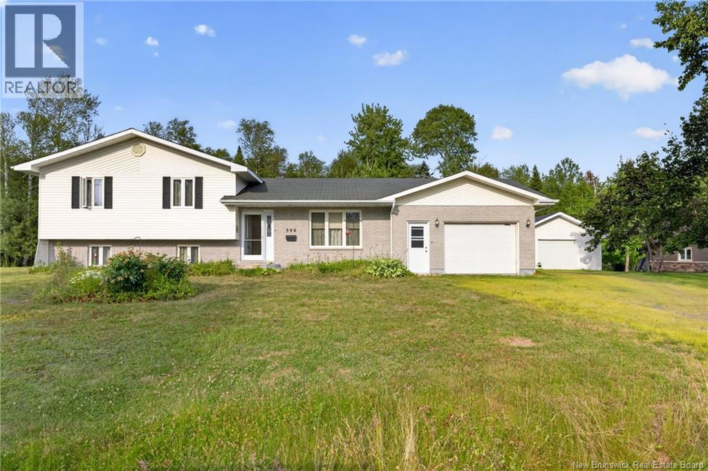 590 Woodland