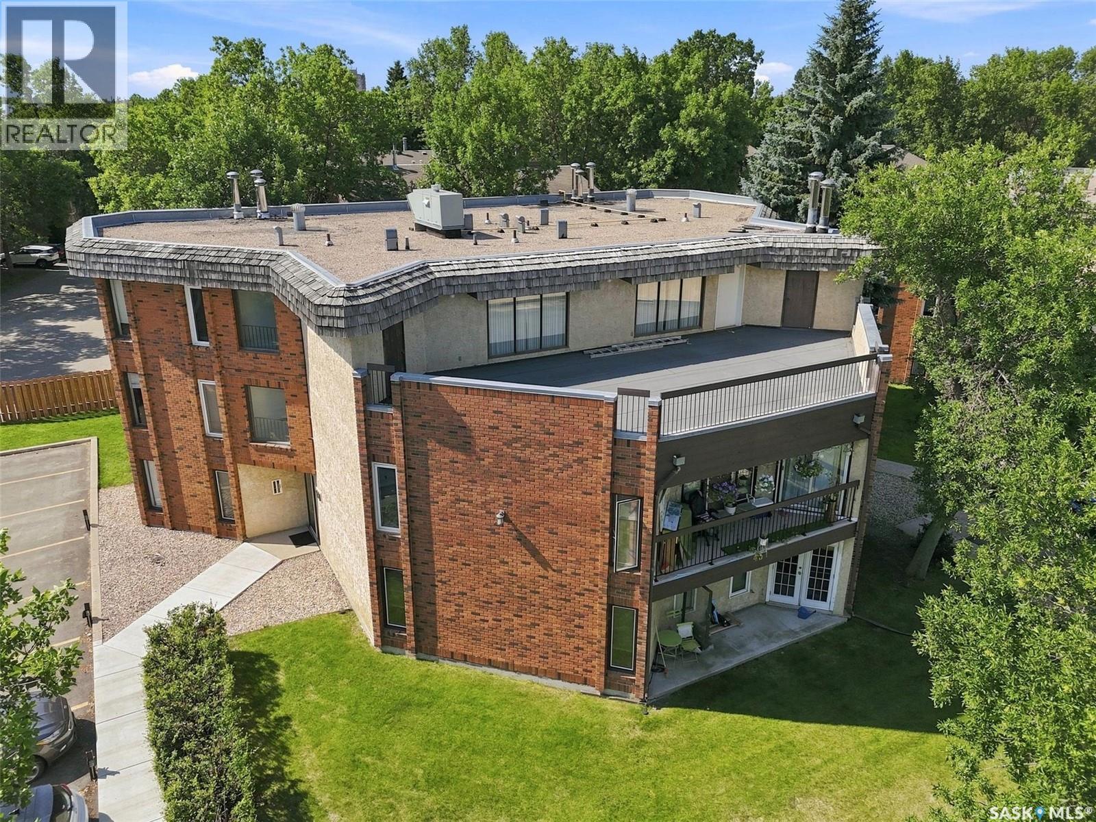 102 431 Tait COURT
