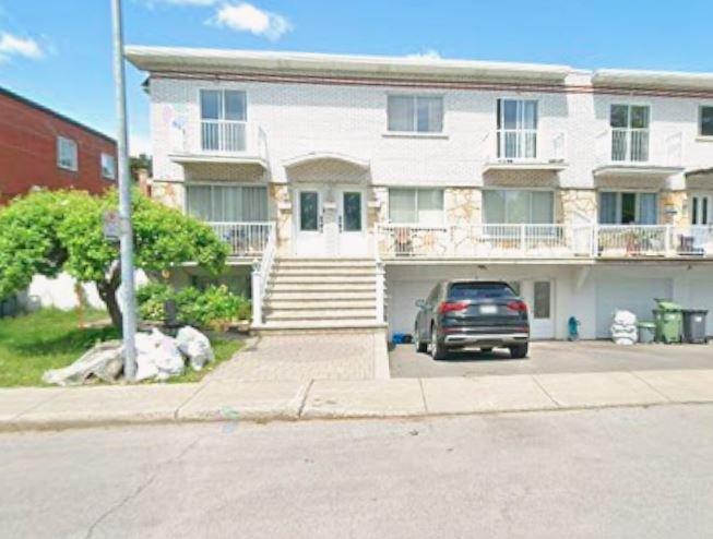 9083 Rue Daillon