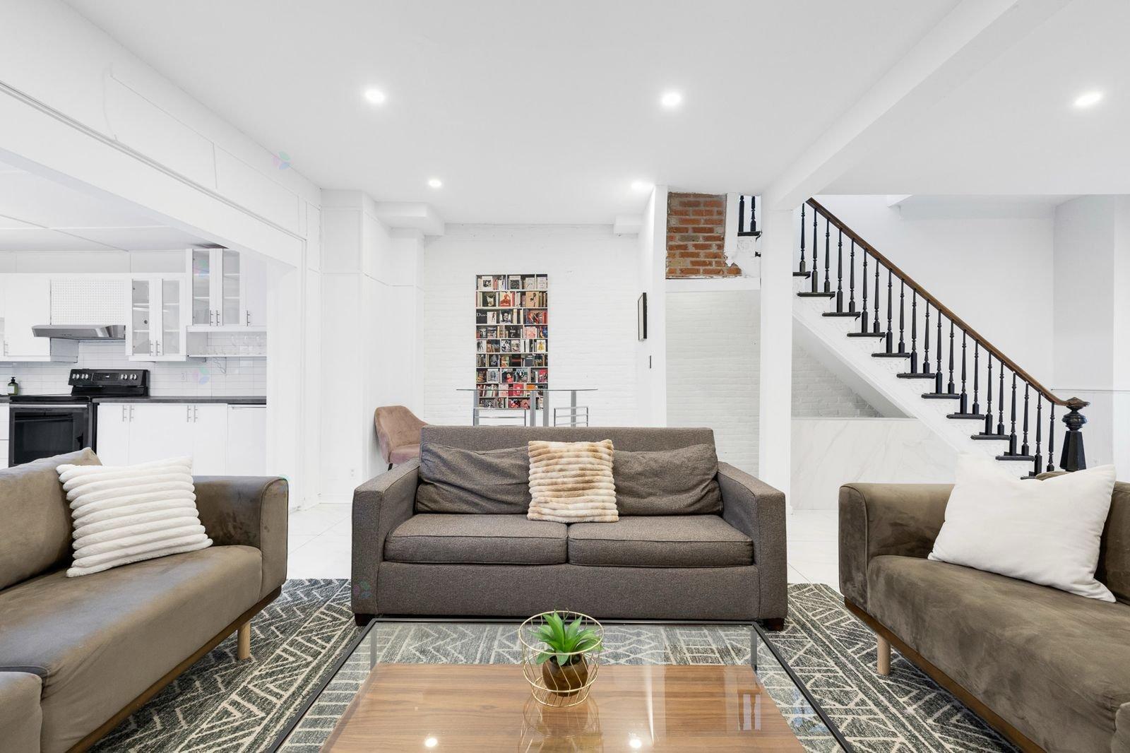 For sale or rent: 1597 Rue St-Christophe, Montréal (Ville-Marie