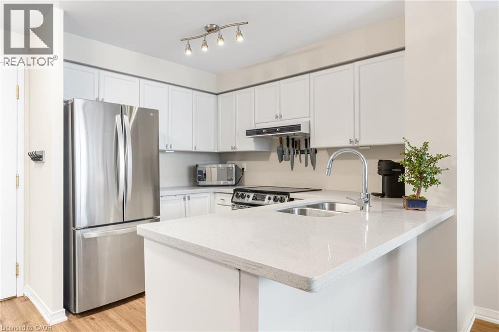 2565 ERIN CENTRE Boulevard Unit# PH7