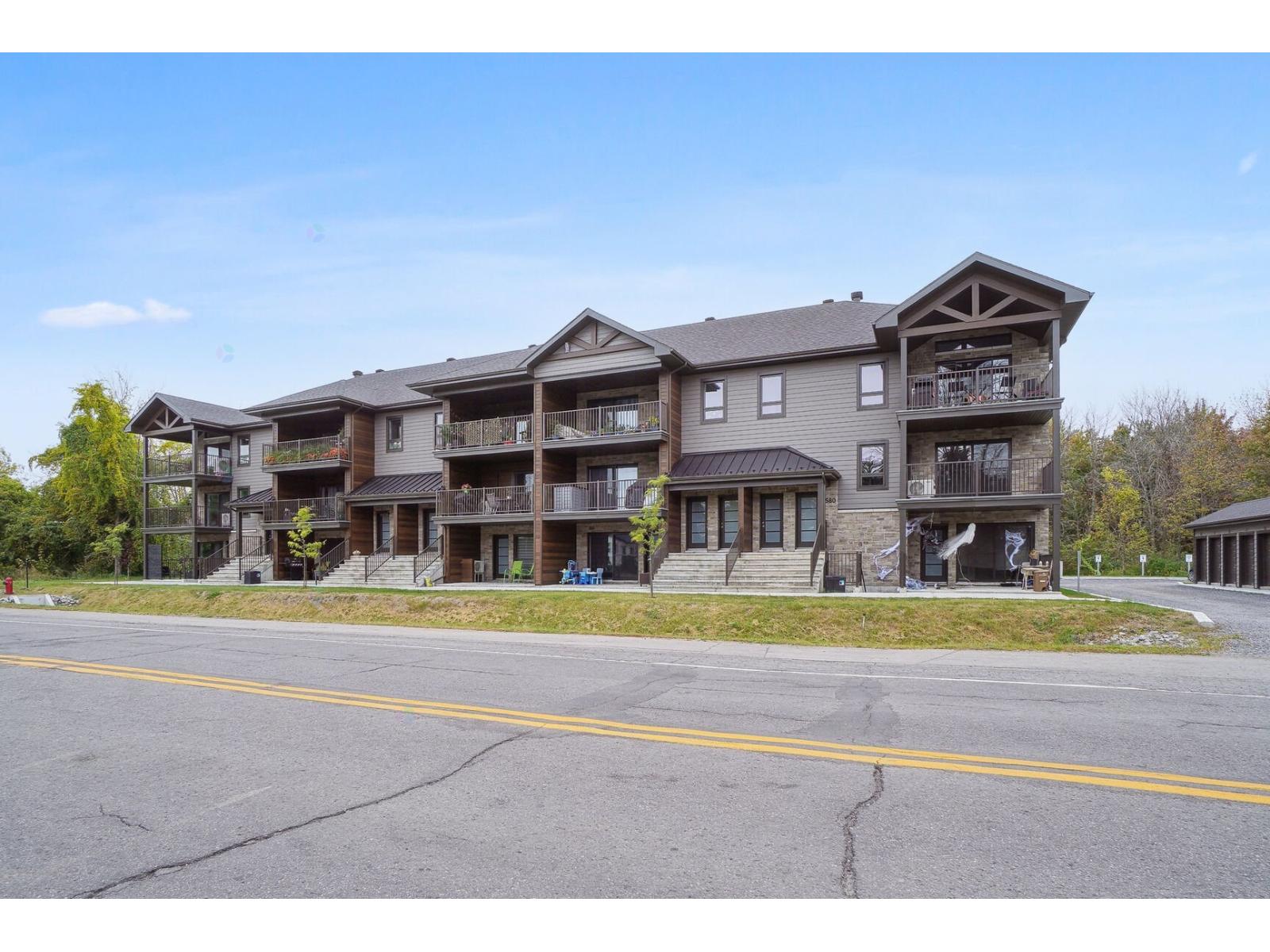 1580 Rue Principale