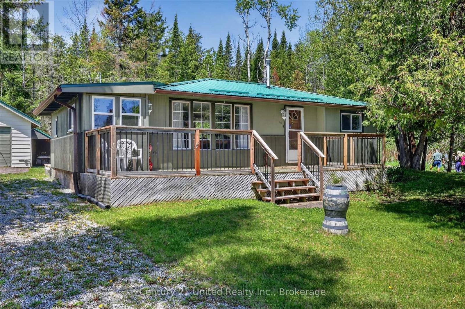 98 LAKEVIEW COTTAGE ROAD