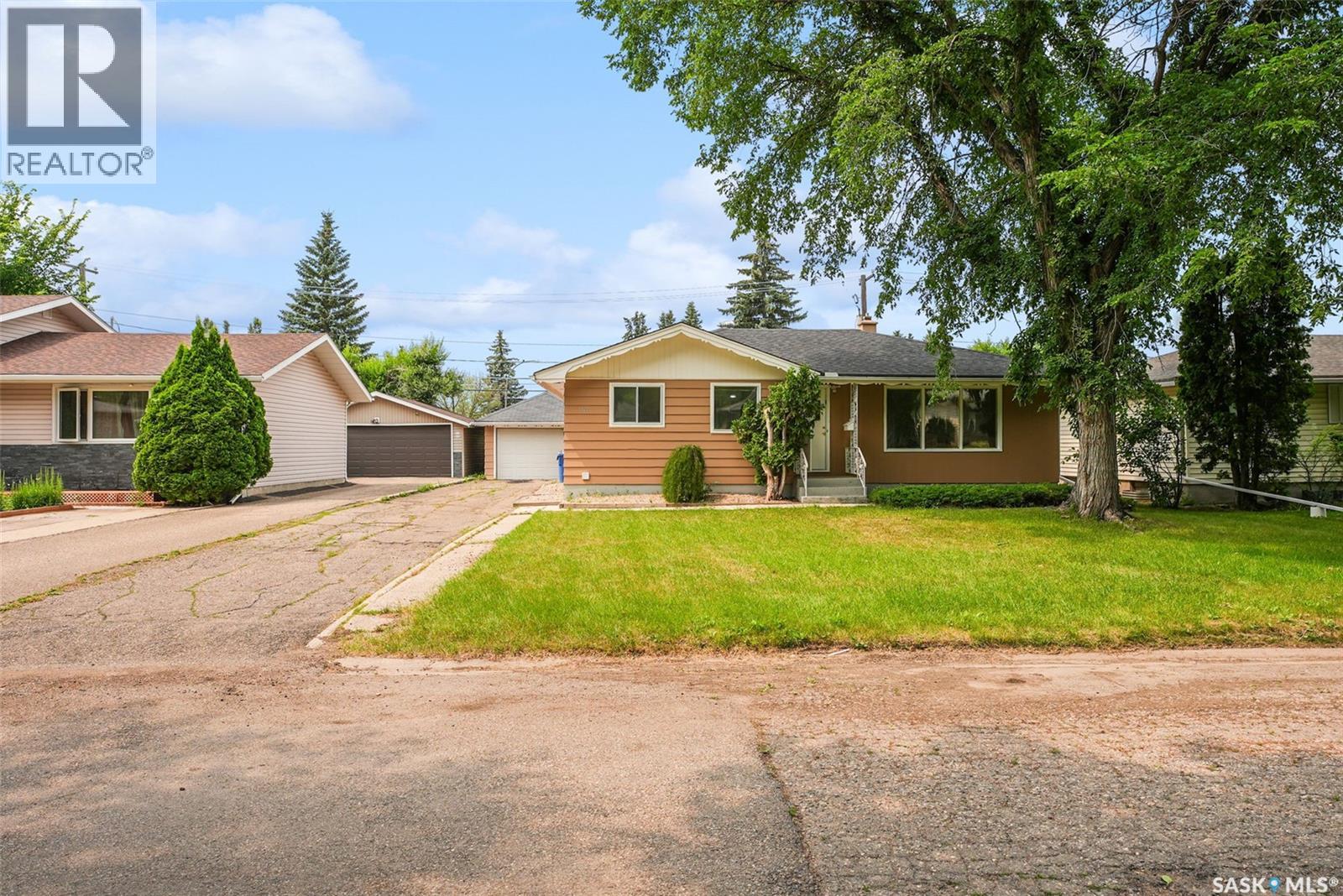 96 Marsh CRESCENT