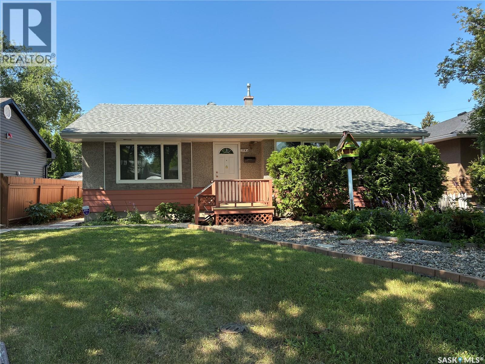 258 Rose STREET N
