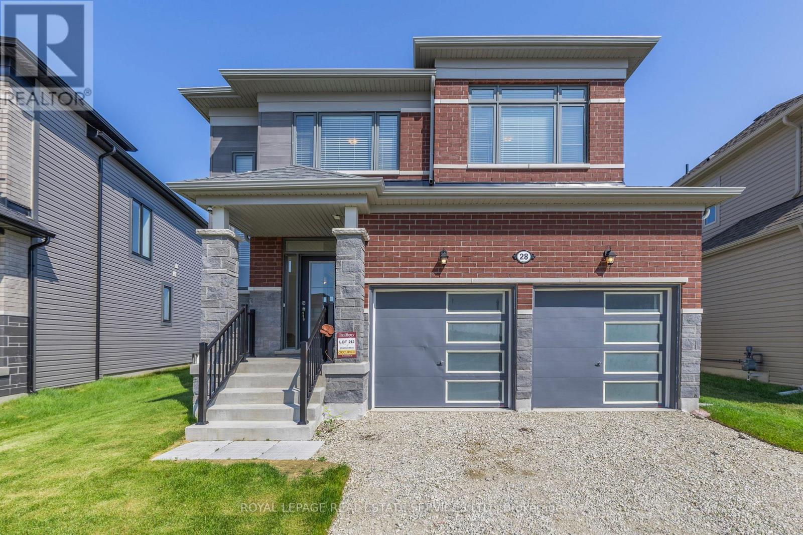 28 UNION BOULEVARD