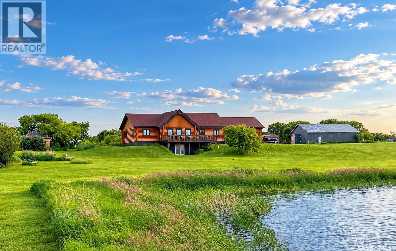 Canada Goose Lodge