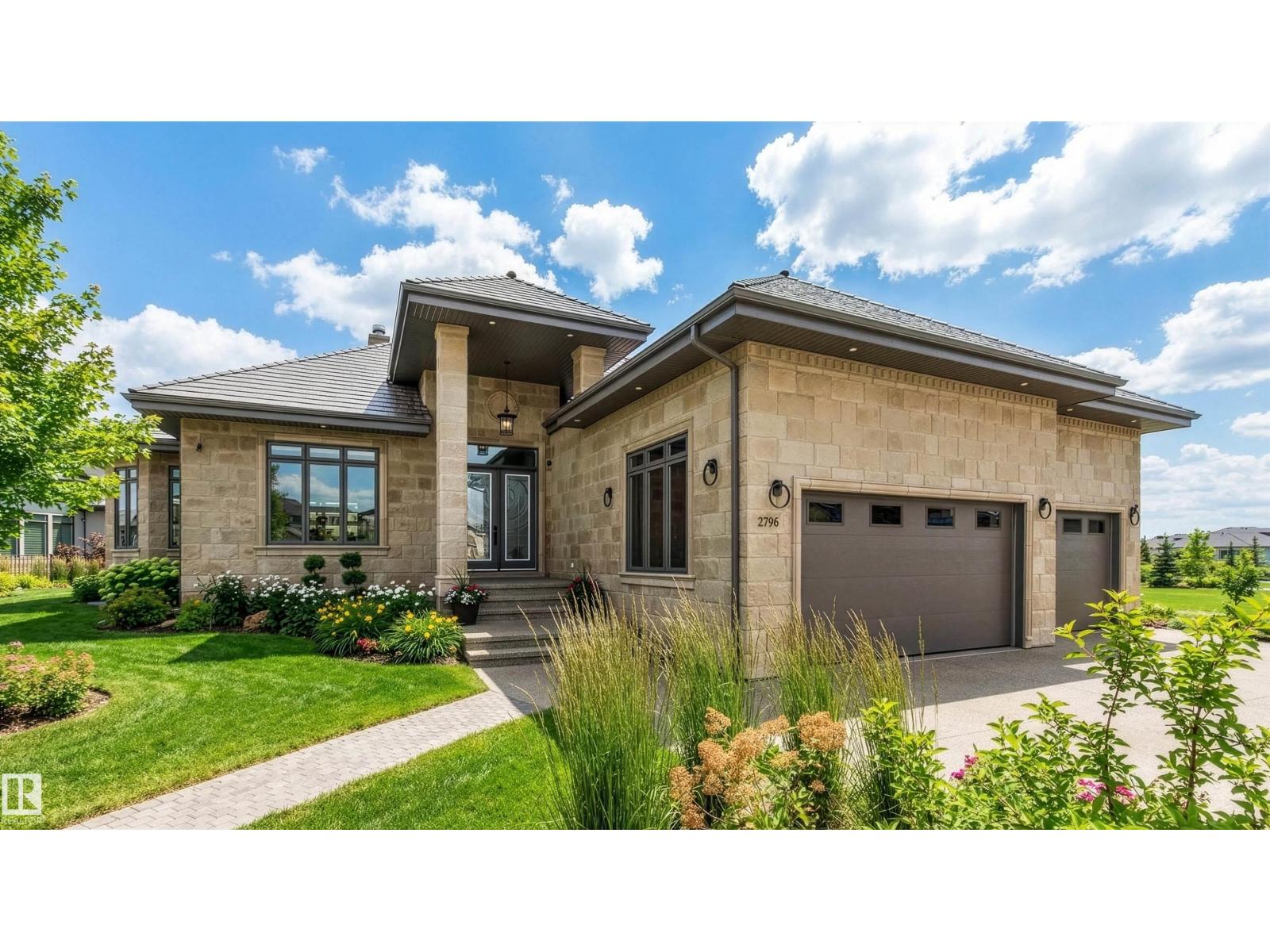 WTTR出品 For sale: 2796 WHEATON DR NW, Edmonton, Alberta T6W2M6 - E4501484