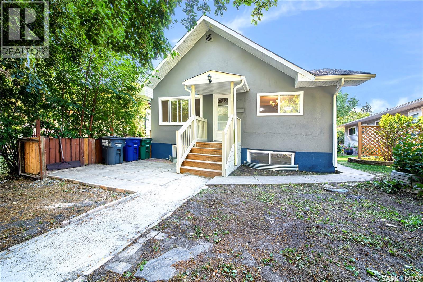 451 R AVENUE S