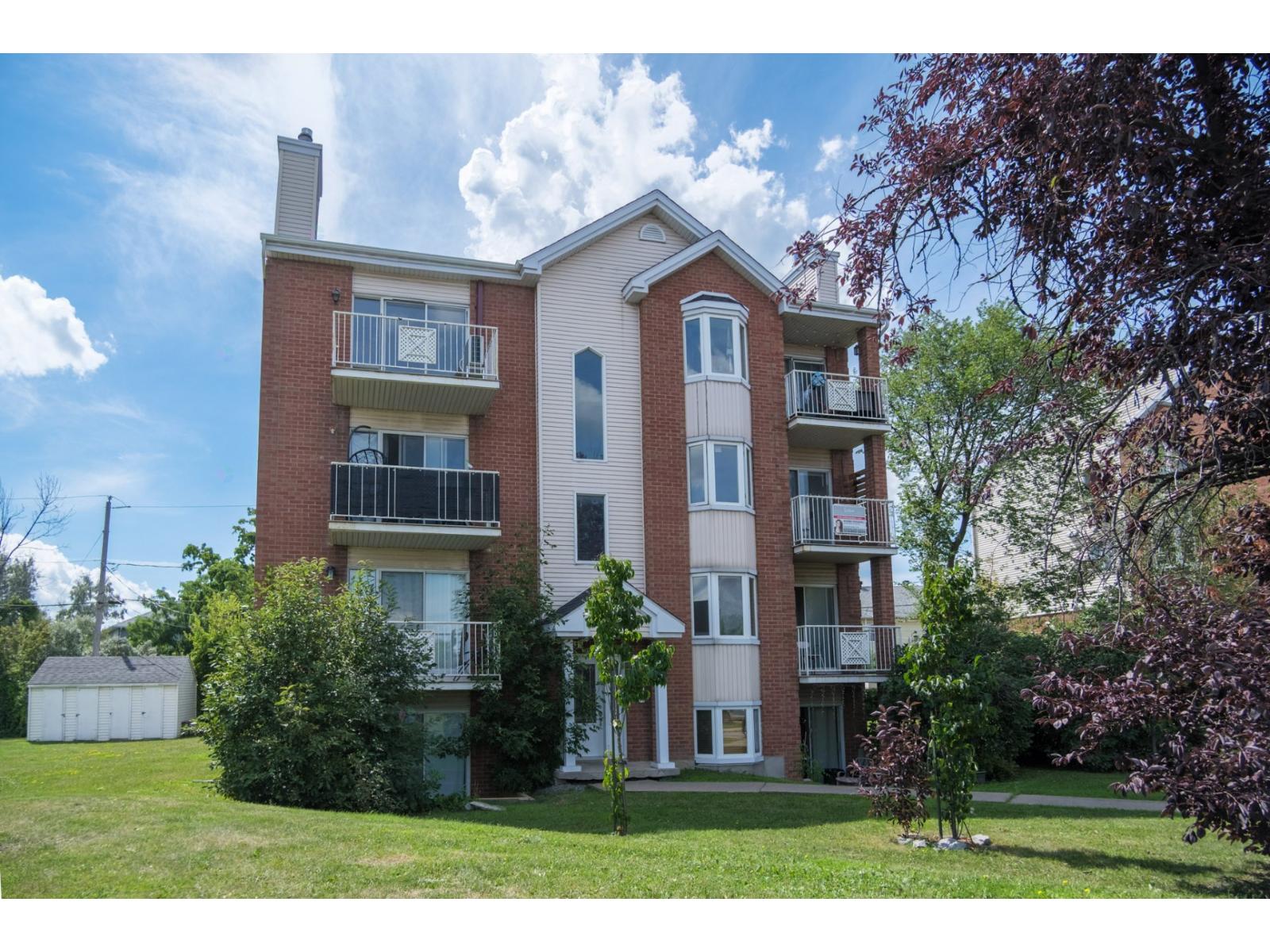 80 Place Papineau