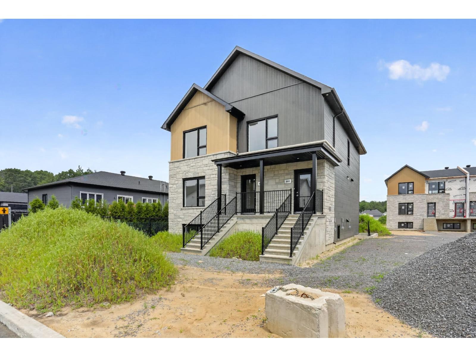 445 Rue Gustave-Catellier