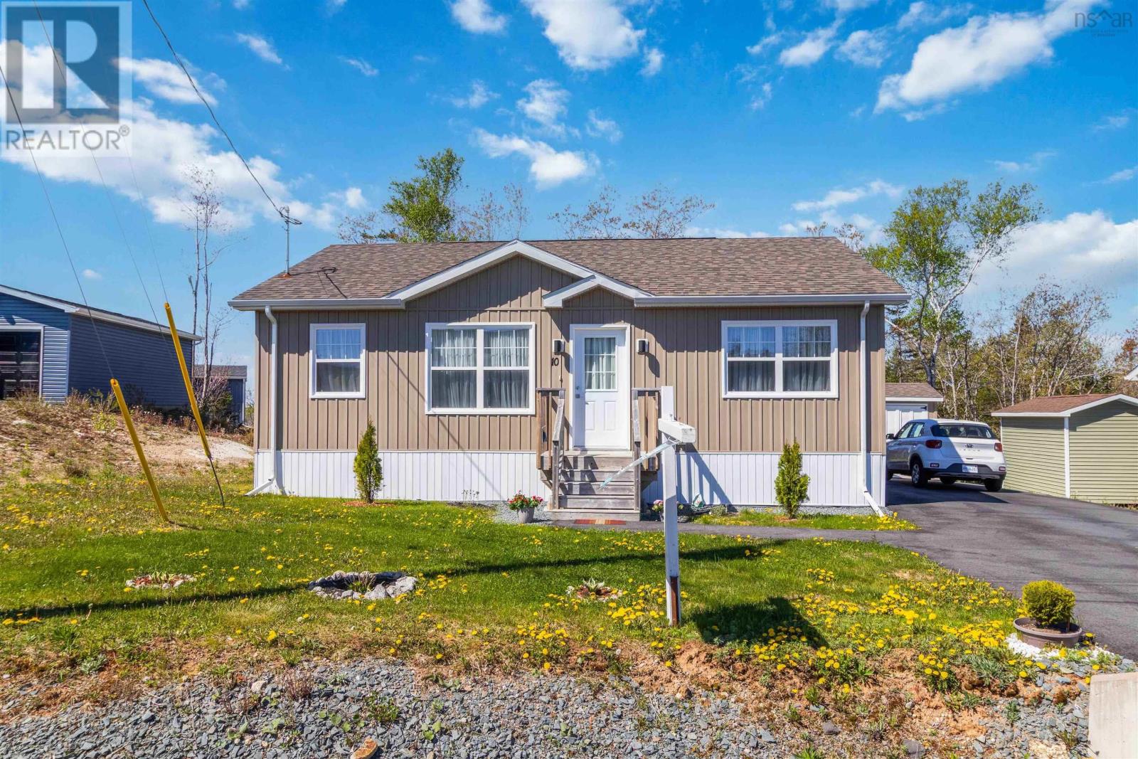 10 Mossberry Close
