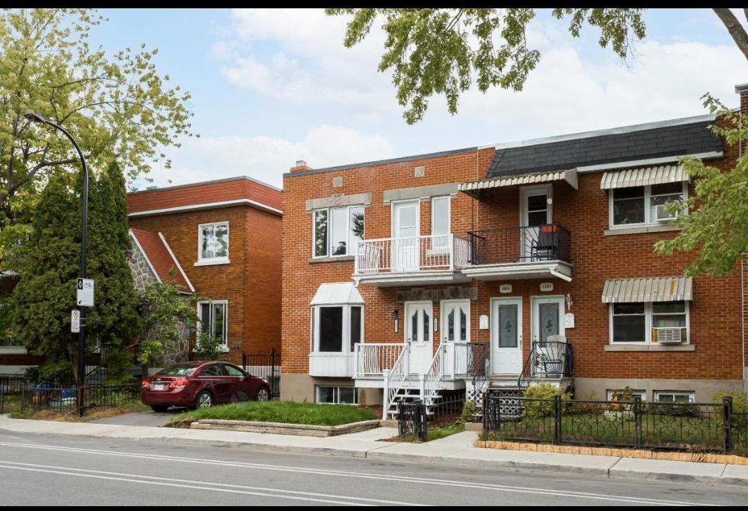 1065 Rue Rolland