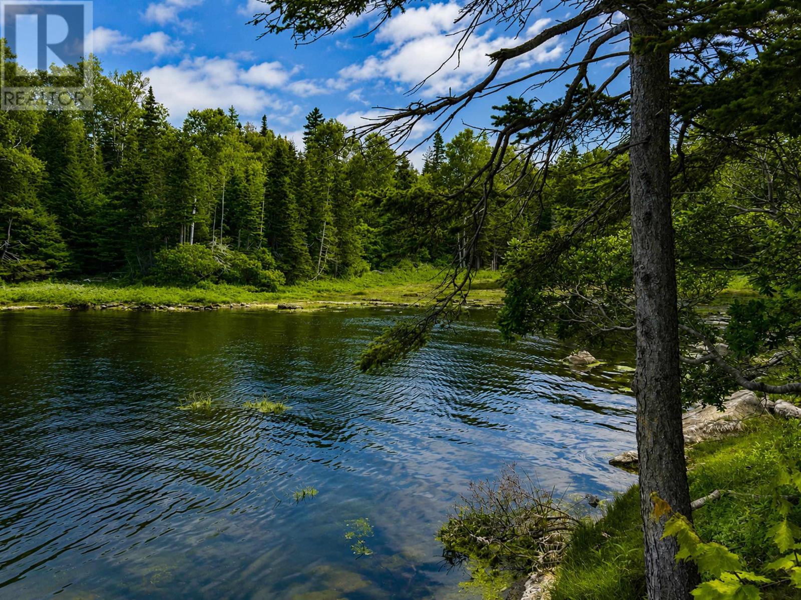 Lot 4 Highway 104