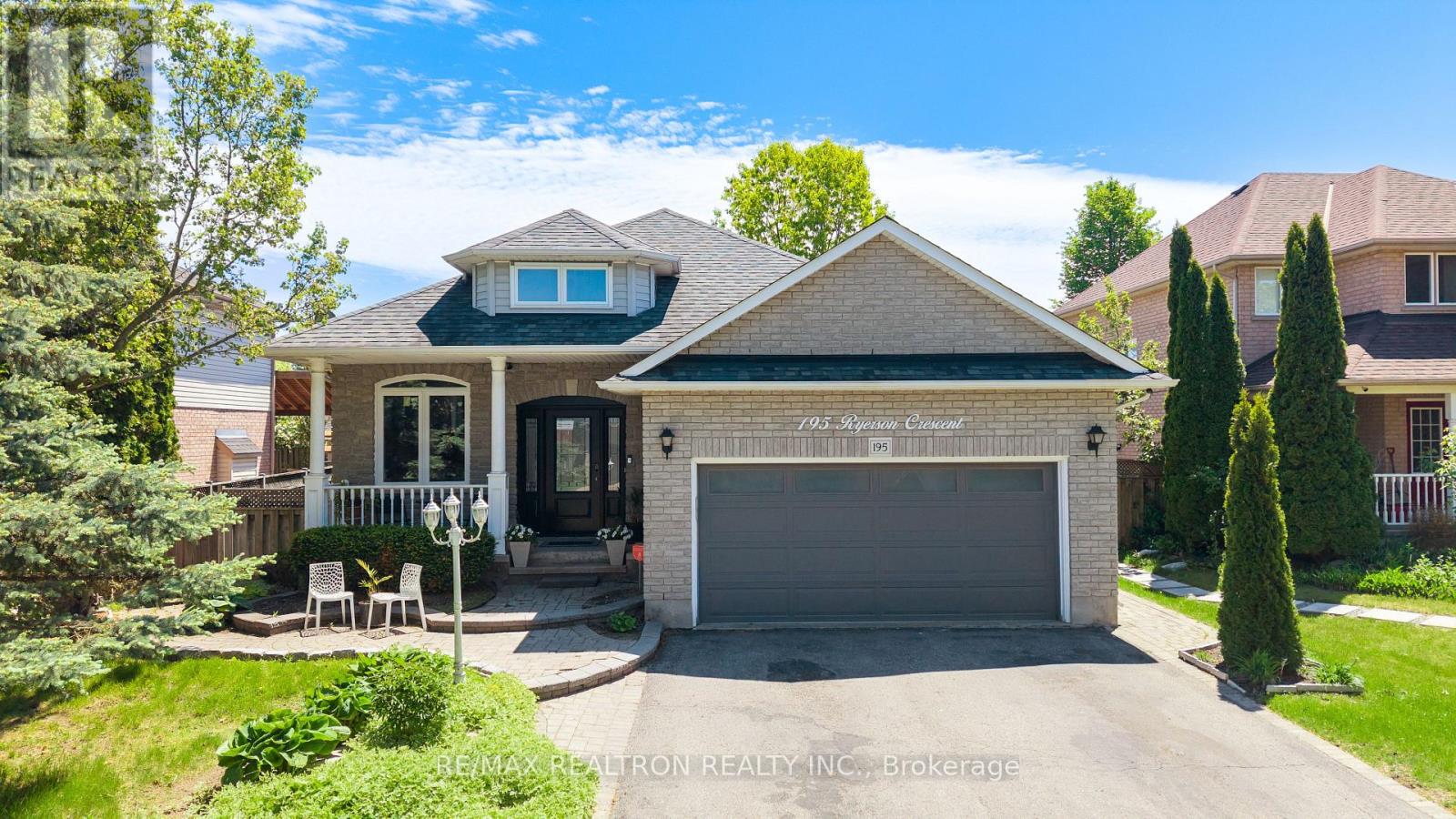 195 RYERSON CRESCENT