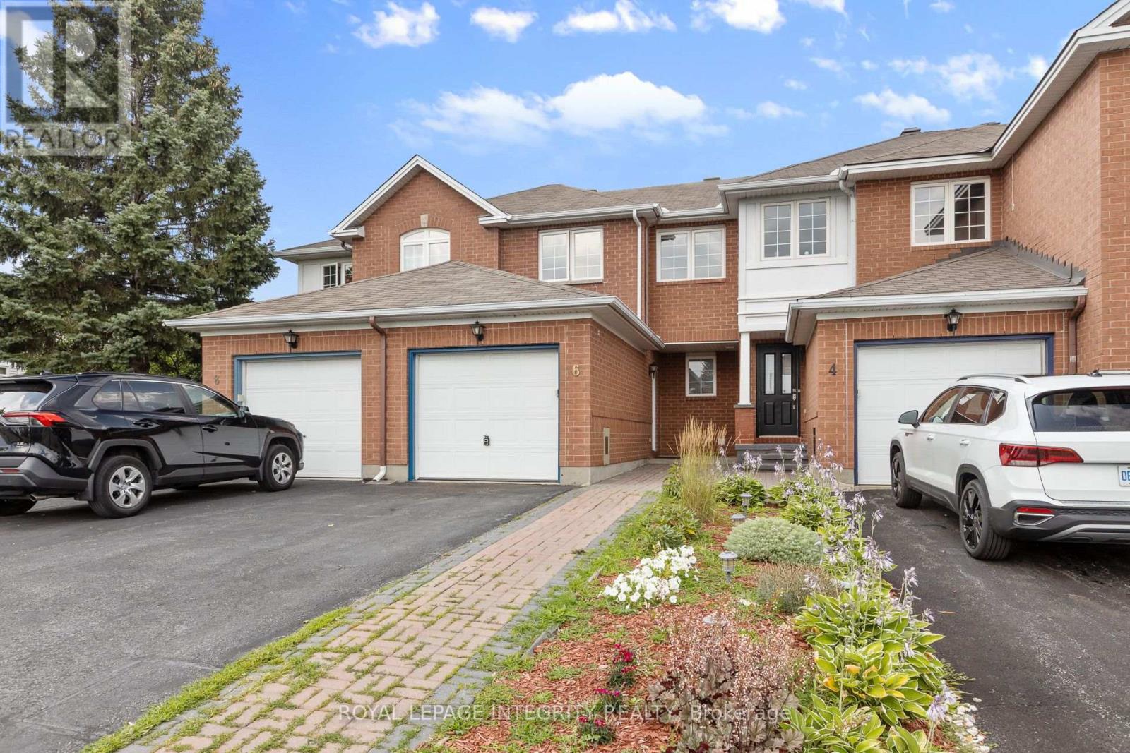 6 CRYSTAL PARK CRESCENT
