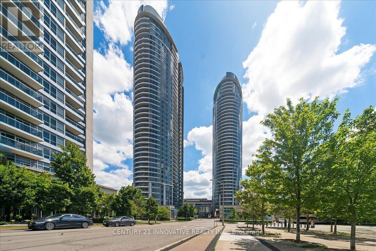 3501 - 125 VILLAGE GREEN SQUARE