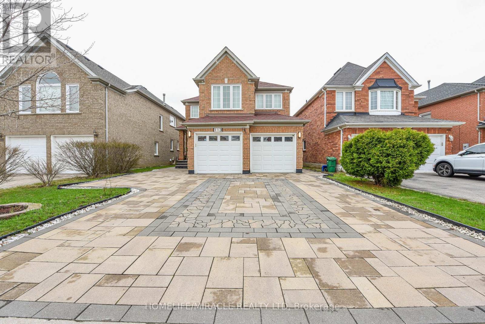 113 SECLUSION CRESCENT