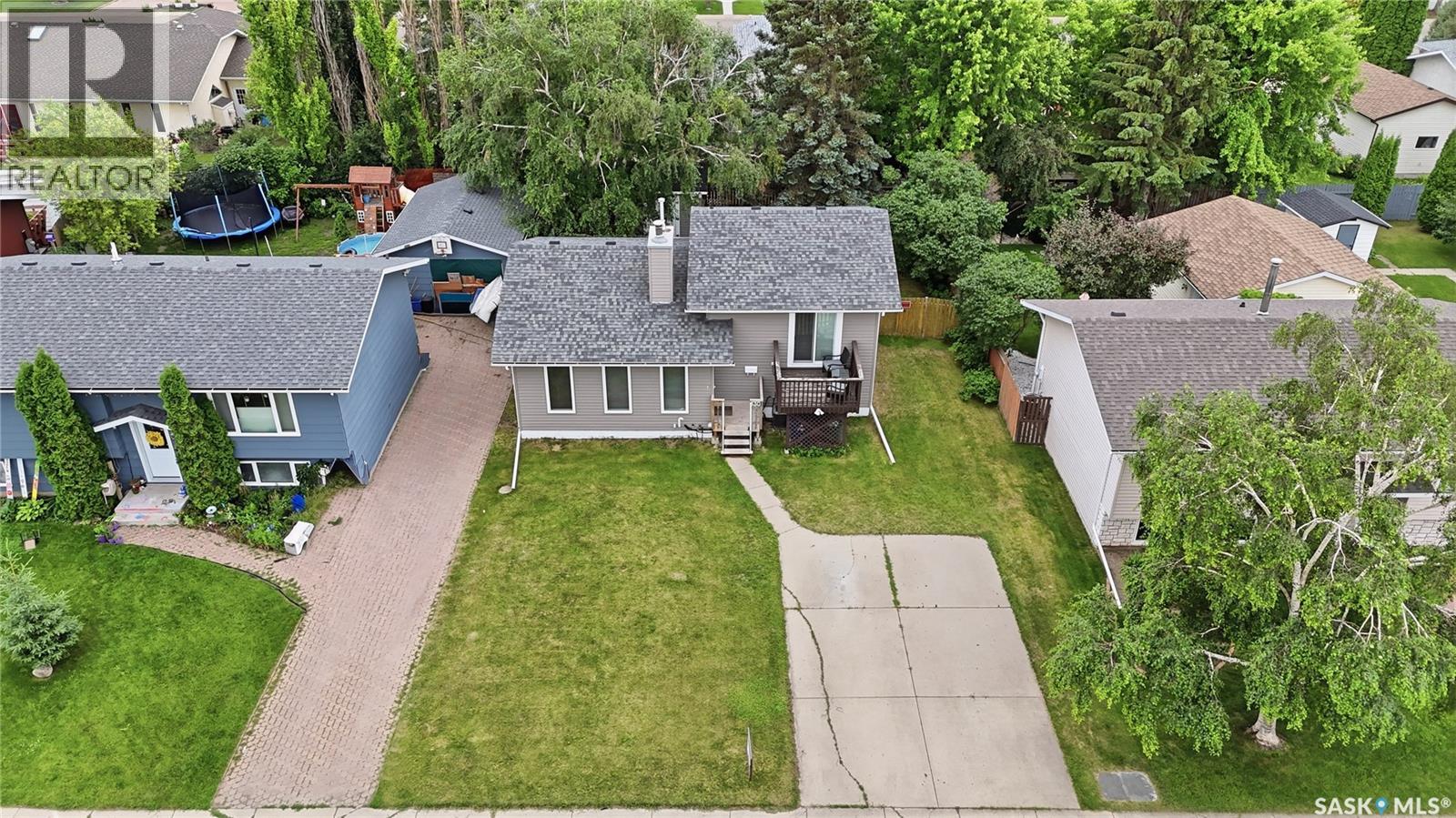 130 Flavelle CRESCENT