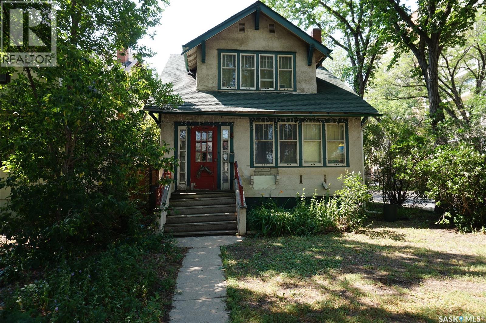 3 Angus CRESCENT