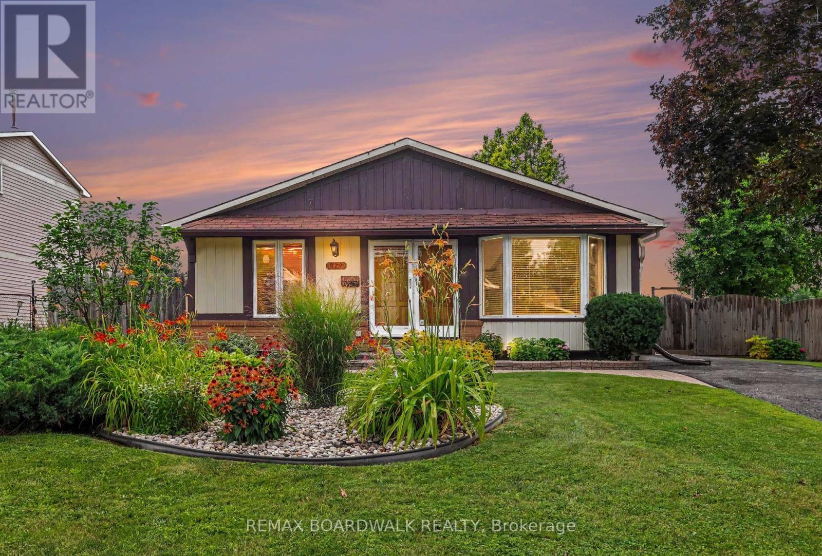329 PINTAIL TERRACE