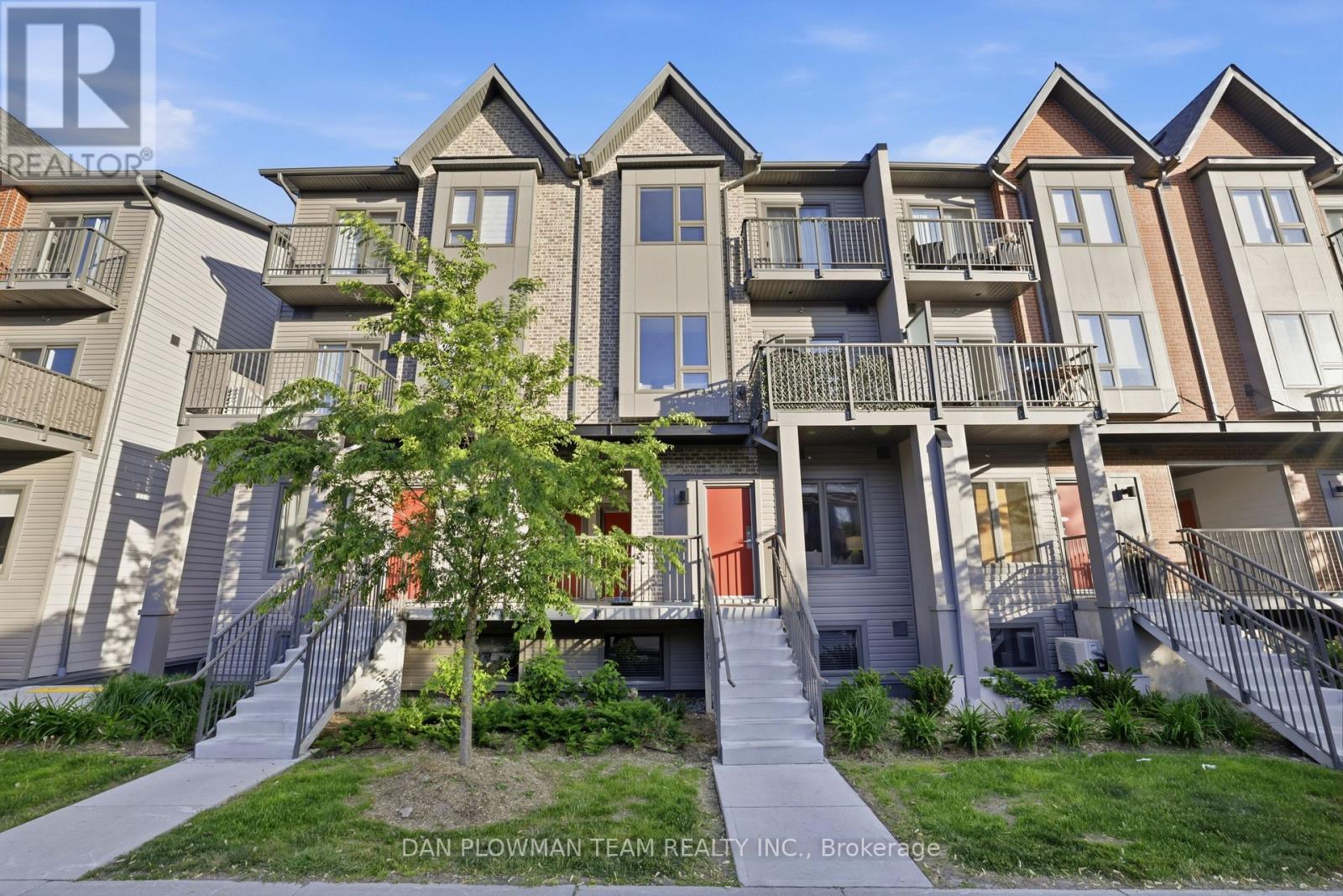 1210 - 2635 WILLIAM JACKSON DRIVE