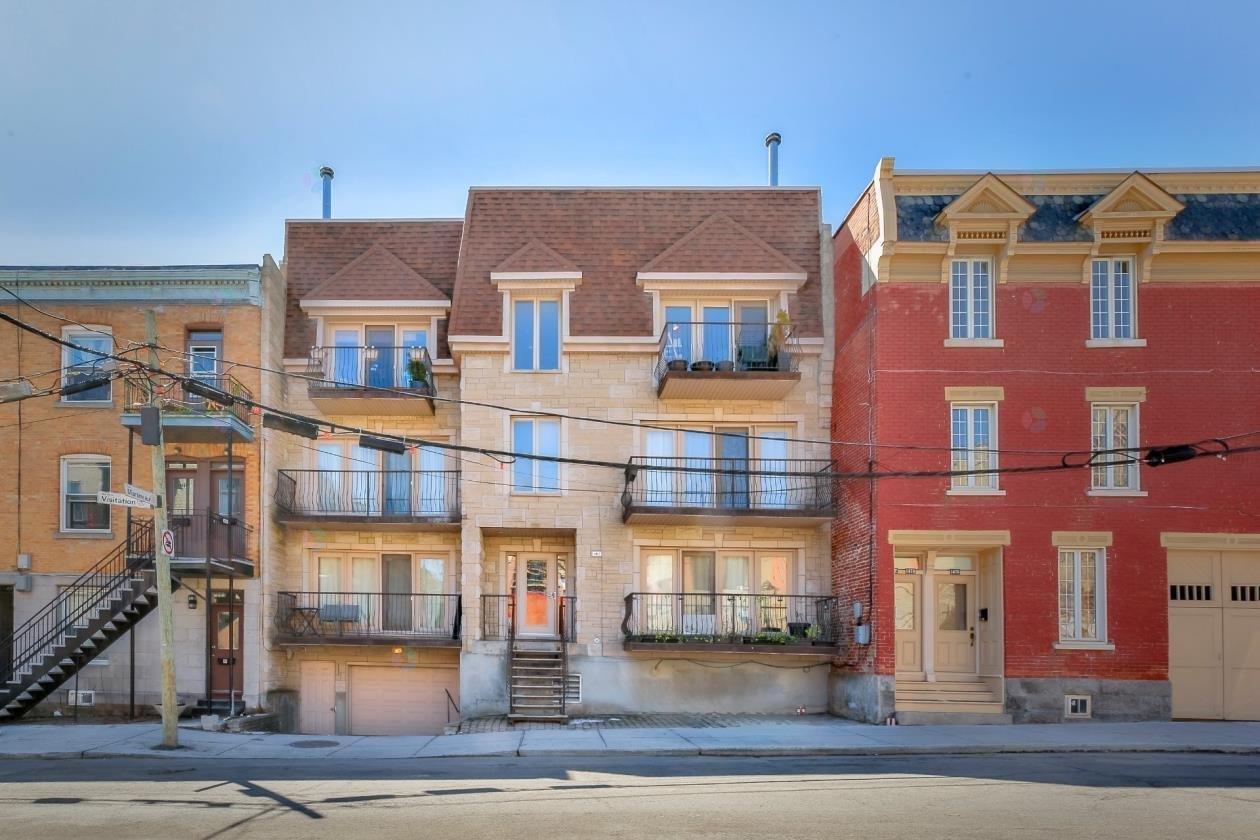 1462 Rue de la Visitation