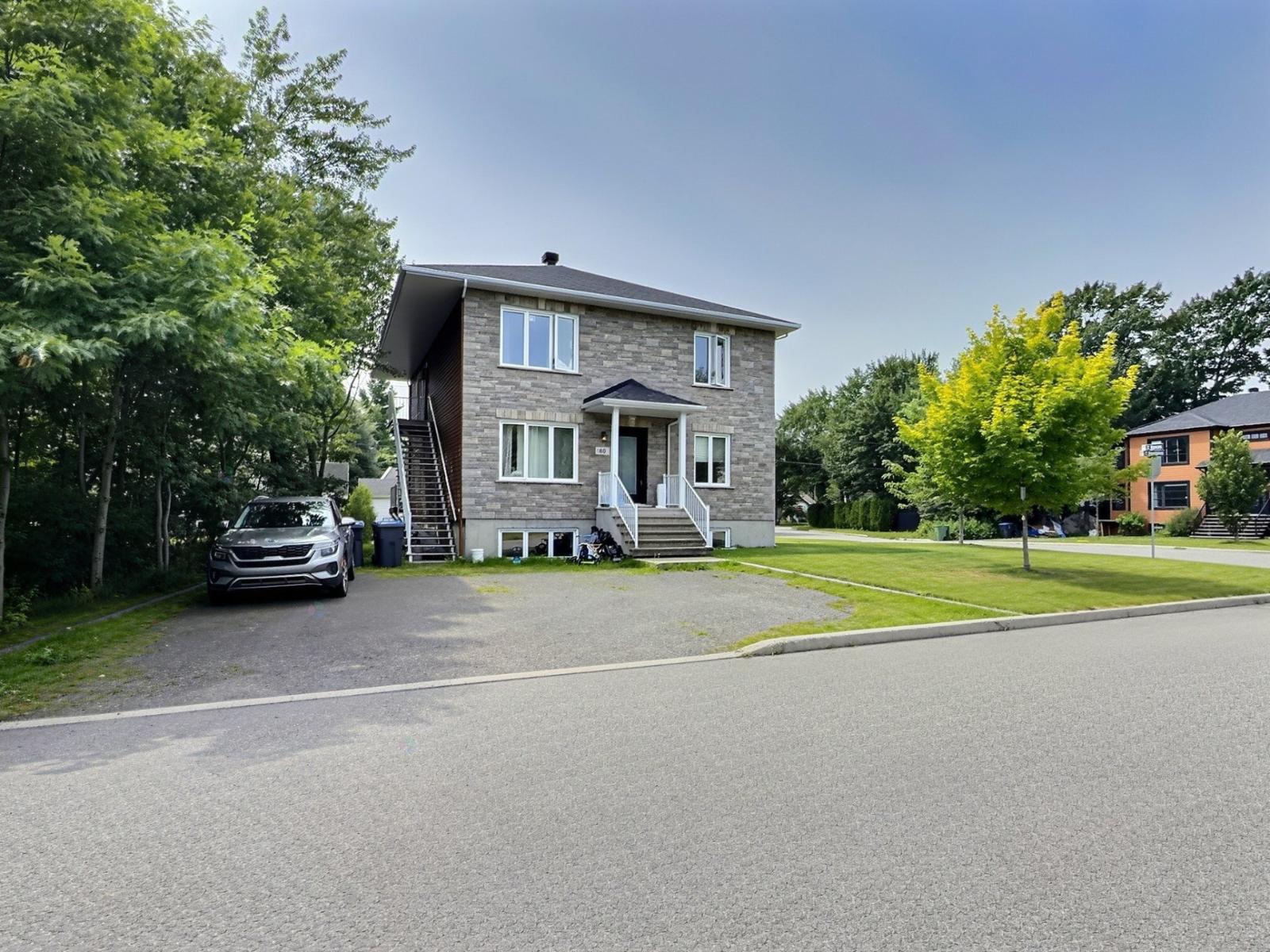 82 Rue des Bourdaines