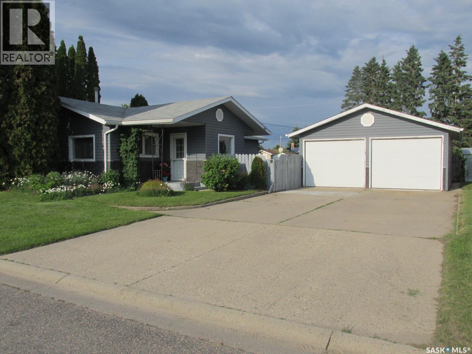 311 3rd STREET N