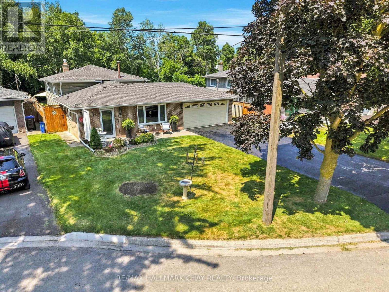 96 MAPLE AVENUE W