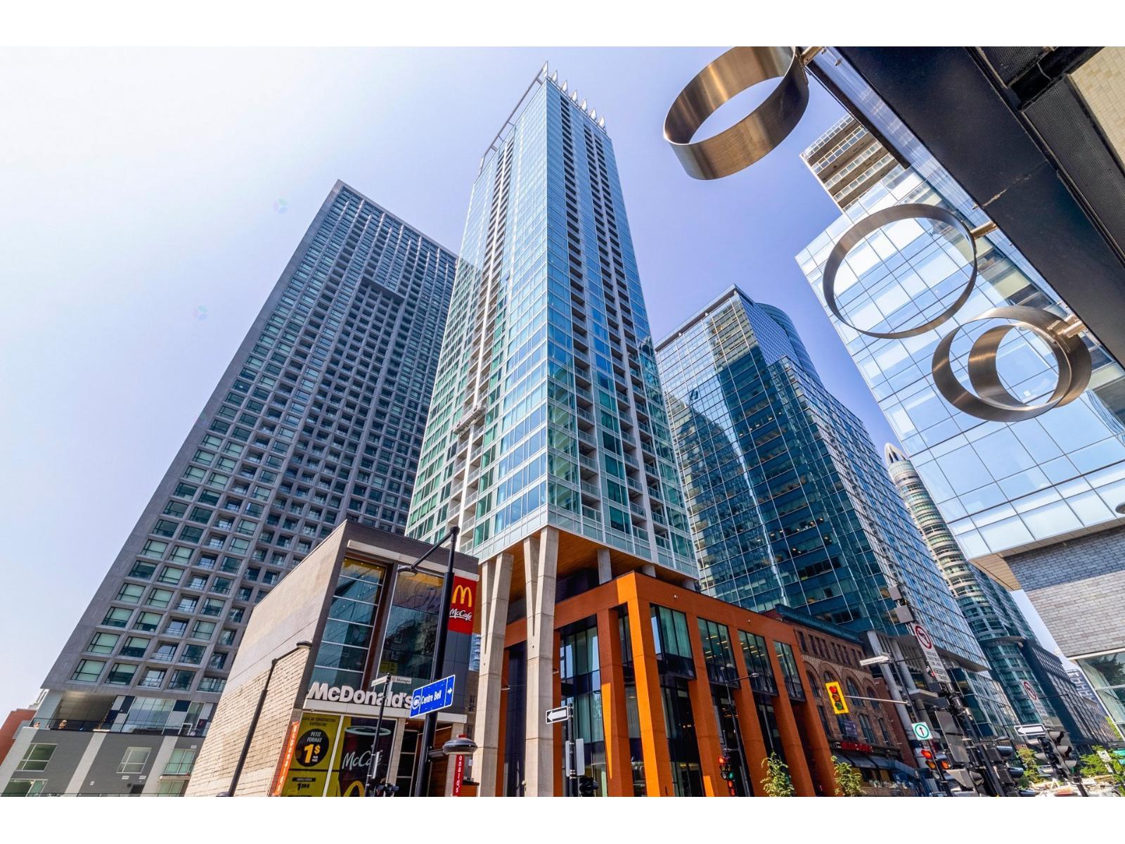 1020 Rue de la Montagne