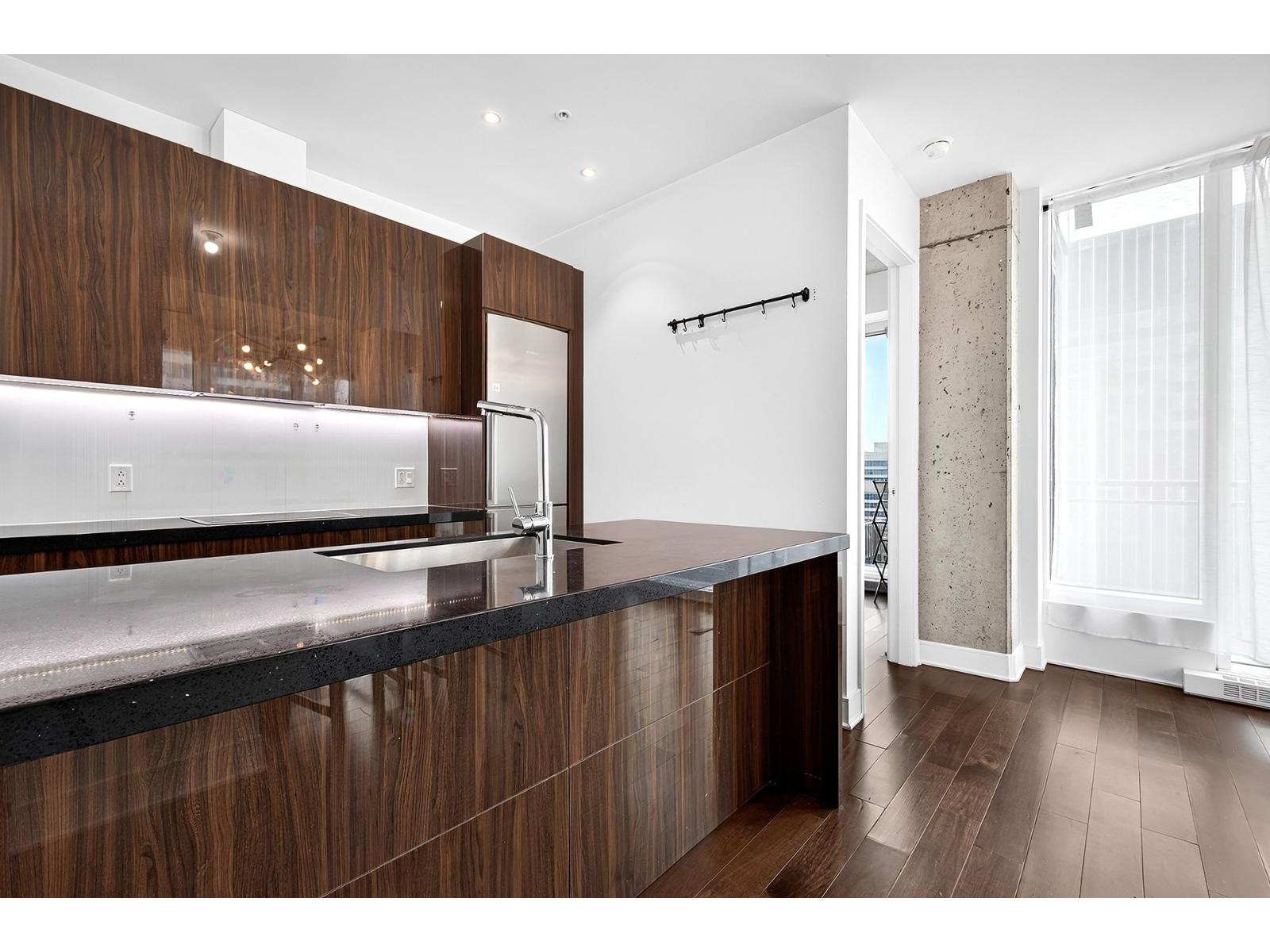 1188 Av. Union