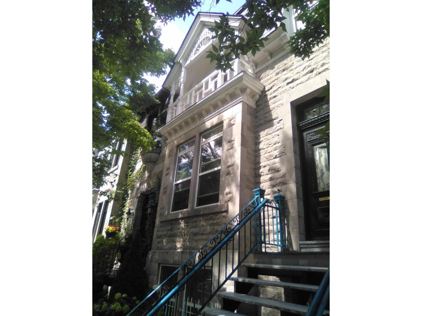 1185 Av. Seymour