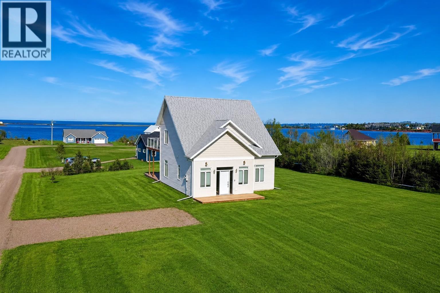 32 Blue Heron Crescent